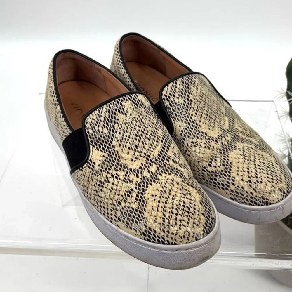 Vionic Women's Demetra Snake-Embossed‎ Slip-On Comfort Casual Sneakers 7